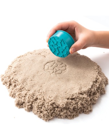 Kinetic Sand Valigetta Sempre con Te Sabbia cinetica 900gr Sabbia magica Sabbia colorata marrone 5 formine e 2 accessori