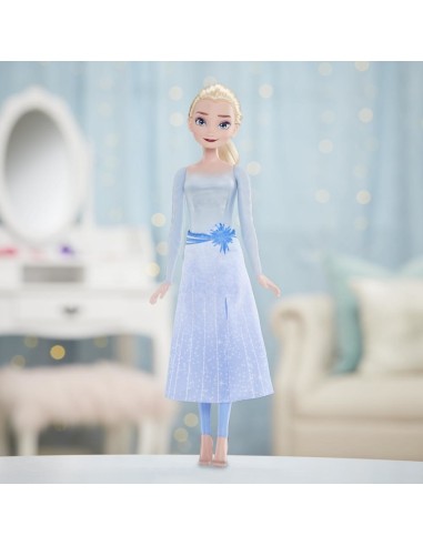Hasbro F05945L0 bambola