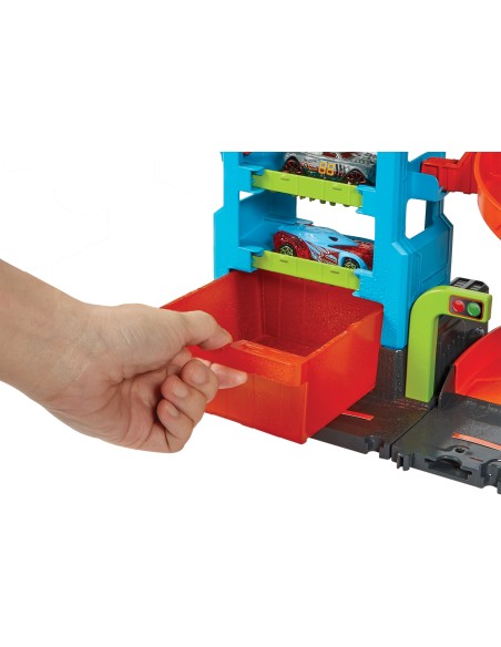 Hot Wheels City Mega Torre Autolavaggio, include 1 macchinina Color Shifters e pratici serbatoi per acqua, si collega ad altri