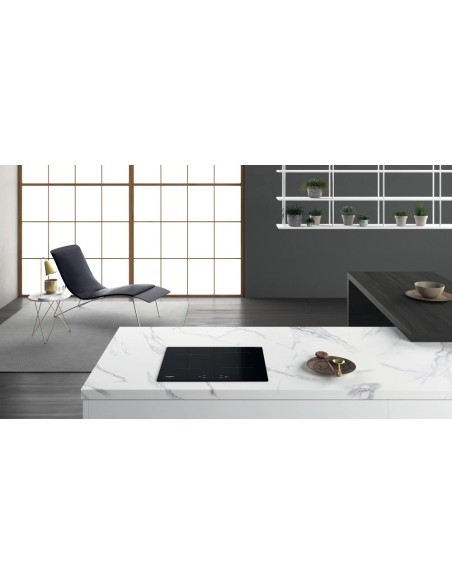 Whirlpool WS Q2160 NE piano cottura Nero Da incasso 59 cm Piano cottura a induzione 4 Fornello(i)