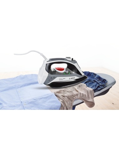 Bosch TDA70EASY ferro da stiro Ferro da stiro a secco e a vapore Piastra Ceranium Glissée 2400 W Nero, Bianco