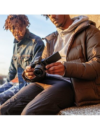 Canon EOS M50 + EF-M 15-45mm IS STM MILC 24,1 MP CMOS 6000 x 4000 Pixel Nero