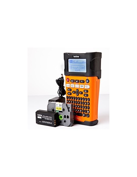 Brother PT-E300VP stampante per etichette (CD) 180 x 180 DPI TZe QWERTY