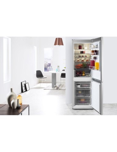 Whirlpool Frigorifero combinato a libera installazione   No Frost - BSNF 8123 OXH