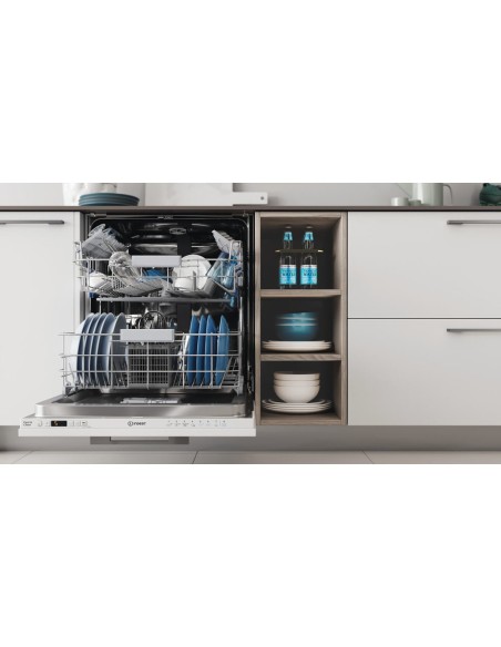 Indesit DIC 3C24 A A scomparsa totale 14 coperti E