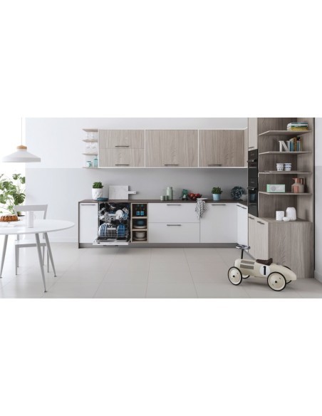 Indesit DIC 3C24 A A scomparsa totale 14 coperti E