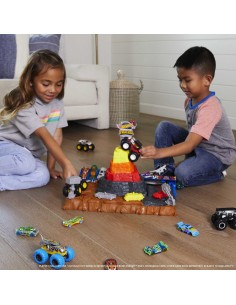 Hot Wheels Monster Trucks Arena Smashers Bone Shaker Ultimate Crush Yard Playset