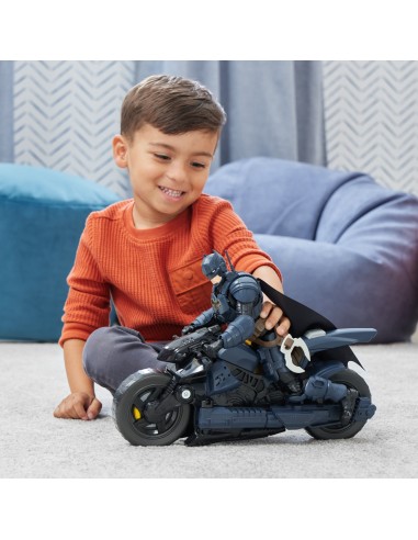 DC Comics , Veicolo Batman Adventures 2 in 1, Batcycle Trasformabile, Macchina Batman Compatibile con Tutte le Action Figure
