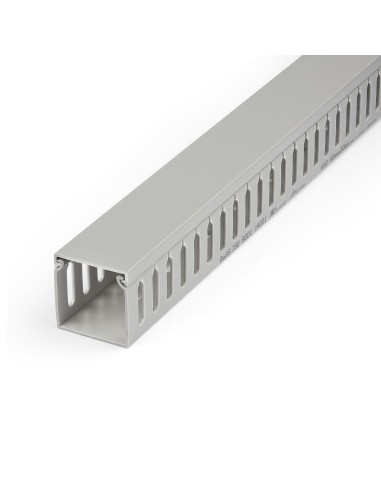 StarTech.com Canalina di cablaggio cavi scanalata con coperchio, 50mm P x 50mm H - 2m L - 8mm, canalina passacavi in PVC per