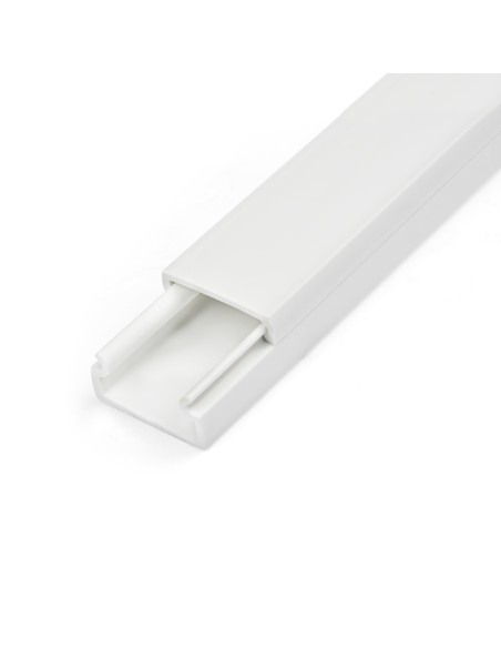 StarTech.com Solida canalina per la gestione dei cavi con nastro adesivo e coperchio da 1m, 19x11mm - Canaletta in PVC per cavi