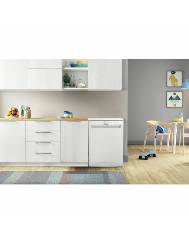 Indesit Lavastoviglie a libera installazione D2F HK26 - D2F HK26