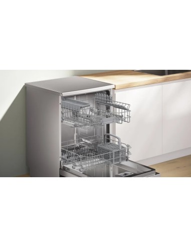 Bosch Serie 2 SMS2HTI02E lavastoviglie Libera installazione 13 coperti D