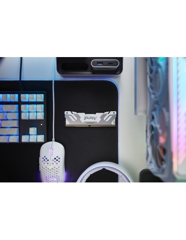 Kingston Technology FURY 16GB 8000MT s DDR5 CL38 DIMM Renegade White XMP