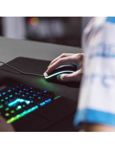 HyperX Pulsefire Surge mouse Gaming Ambidestro USB tipo A Ottico 16000 DPI 2