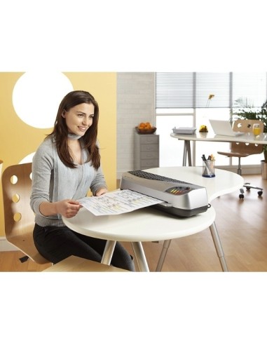 GBC HeatSeal H425 Laminator