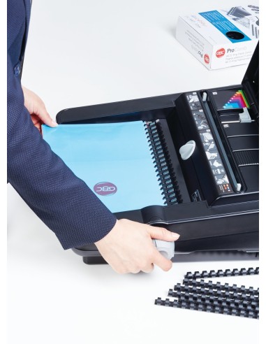 GBC Rilegatrice Ad Anelli Plastici CombBind C340