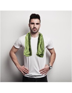 Celly Cool Towel Verde 2