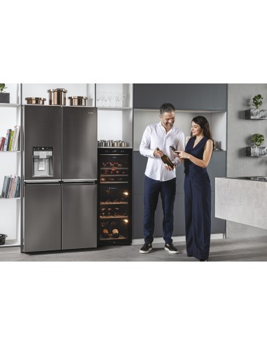 Haier Wine Bank 50 Serie 7 HWS77GDAU1 Cantinetta vino con compressore Libera installazione Nero 77 bottiglia bottiglie