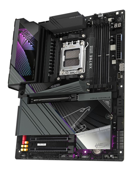GIGABYTE X870E AORUS MASTER Scheda Madre - Supporta CPU AMD Ryzen 9000, 16+2+2 fasi VRM digitali, fino a 8600MHz DDR5 (OC),