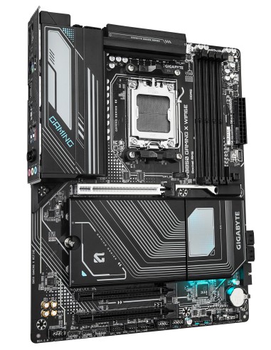 GIGABYTE B850 GAMING X WIFI6E Scheda Madre - CPU AMD Ryzen Serie 9000, VRM digitale 12+2+2 fasi, fino a 8200MHz DDR5 (OC),