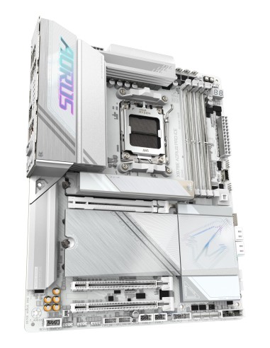 GIGABYTE X870E AORUS PRO ICE Scheda Madre - Supporta CPU AMD Ryzen 9000, 16+2+2 Fasi VRM Digitale, fino a 8000MHz DDR5 (OC),