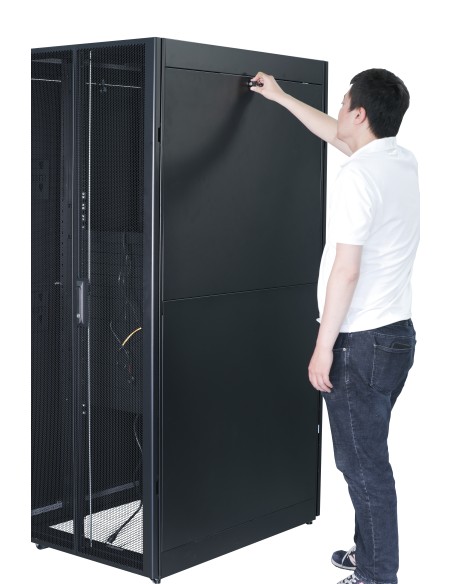 APC EASY RACK 600MM 42U 800MM WITH ROOF SIDE PANEL CASTORS FEET AND 4 BRACKETS NO BOTTOM BLACK Rack indipendenti Nero