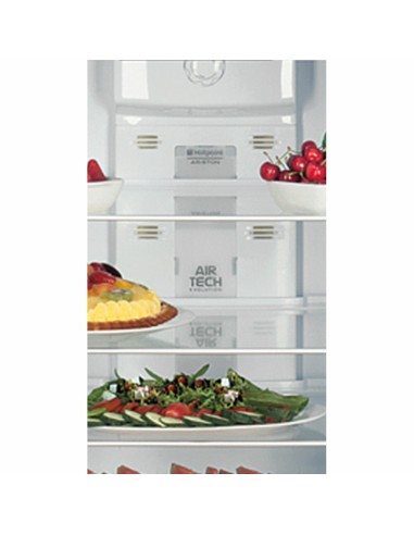 Hotpoint Ariston Total No Frost Frigorifero combinato HAT70 832 X