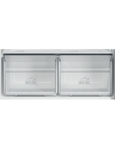 Hotpoint Ariston Total No Frost Frigorifero combinato HAT70 832 X