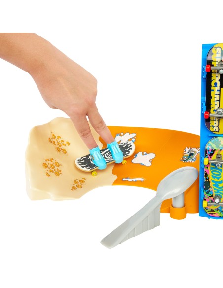 Hot Wheels HTP09 gioco giocattolo di abilità Fingerboard