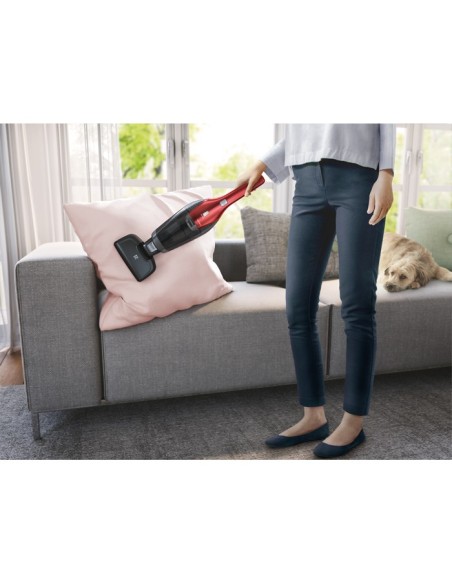 Electrolux EER7ANIMAL Aspirapolvere a bastone 2 in 1 Batteria Secco Senza sacchetto 0,5 L Nero, Rosso