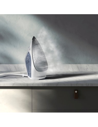 Electrolux E7SI1-4WB Ferro da stiro a secco e a vapore Glissium 2300 W Grigio, Bianco