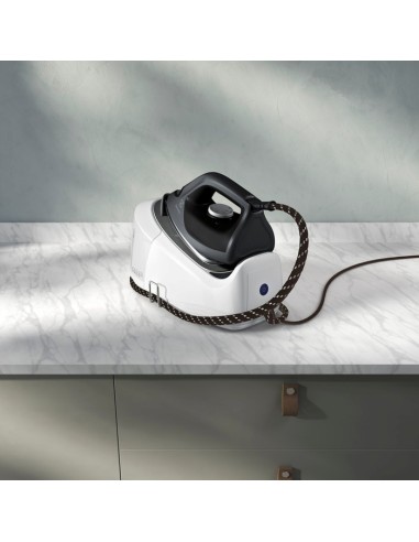 Electrolux E6ST1-8EG 2000 W 1,2 L Nero