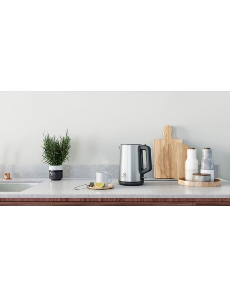 Electrolux E4K1-4ST bollitore elettrico 1,7 L 2400 W Acciaio inox