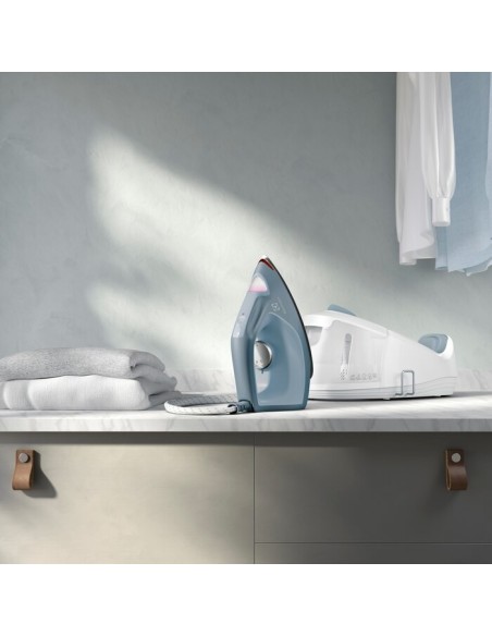 Electrolux E6ST1-6DB 2000 W 1,2 L Piastra RESILIUM Blu, Bianco