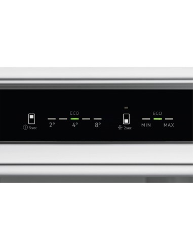 Electrolux LNT6ME18S frigorifero con congelatore Da incasso 217 L E Bianco
