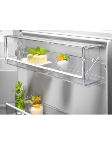 Electrolux LNT6ME18S frigorifero con congelatore Da incasso 217 L E Bianco
