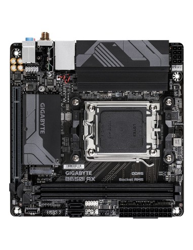 GIGABYTE B650I AX Scheda madre - AMD Ryzen serie 9000, VRM a 5+2+1 fasi, fino a 6400 MHz DDR5 (OC), 1xPCIe 4.0 M.2, LAN 2,5