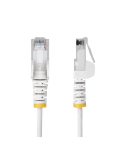 StarTech.com Cavo Ethernet CAT6 Bianco da 2,5m Patch UTP con Plug RJ45 Antigroviglio e Rilievi di Trazione, Cavo Lan Slim in 2