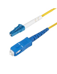 StarTech.com Cavo in fibra ottica simplex monomodale OS2 da LC a SC (UPC) da 5m, 9 125µm, 40G 100G, Insensibile alla piegatura,