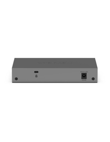 NETGEAR GS105PP Non gestito Gigabit Ethernet (10 100 1000) Supporto Power over Ethernet (PoE) Montaggio da desktop parete Grigio