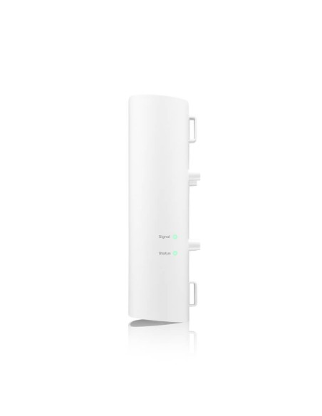 Zyxel Nebula FWA70 router wireless 2.5 Gigabit Ethernet 5G