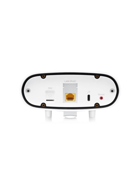 Zyxel Nebula FWA70 router wireless 2.5 Gigabit Ethernet 5G