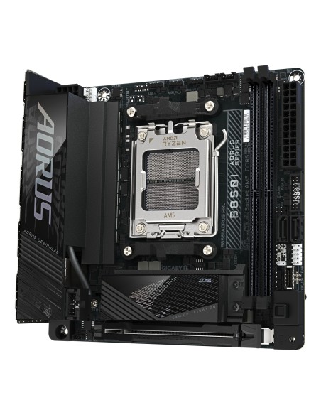 GIGABYTE B850I AORUS PRO Scheda Madre - Supporta processori AMD Ryzen Serie 9000, VRM digitale a 8+2+1 fasi, fino a 8400MHz