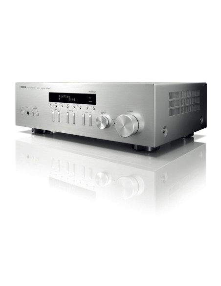Yamaha R-N303 Argento