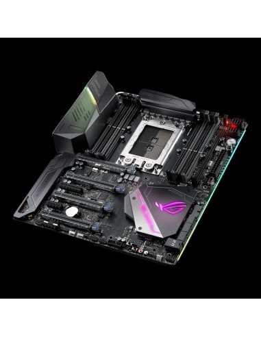 ASUS ROG ZENITH EXTREME AMD X399 Socket TR4 ATX esteso
