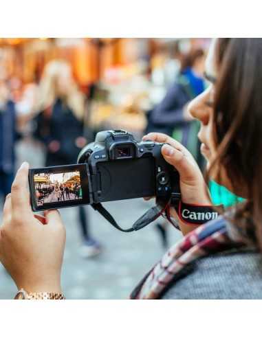 Canon EOS 200D + EF-S 18-55mm f 3.5-5.6 III Kit fotocamere SLR 24,2 MP CMOS 6000 x 4000 Pixel Nero