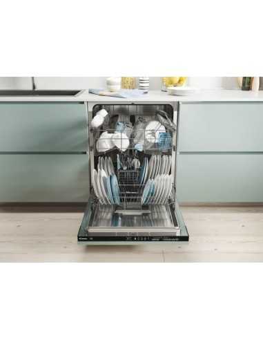 Candy CDI 1L38-02 T A scomparsa totale 13 coperti D