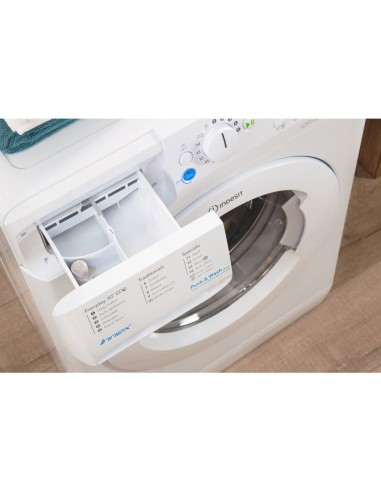 Indesit BWE 71283X W IT lavatrice Caricamento frontale 7 kg 1200 Giri min Bianco