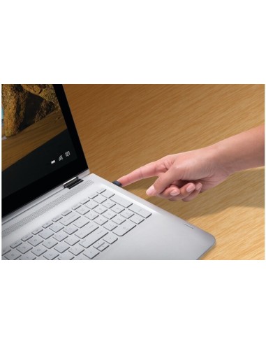 Kensington VeriMark™ Fingerprint Key - - FIDO U2F per l’autenticazione Universal 2nd Factor e Windows Hello™
