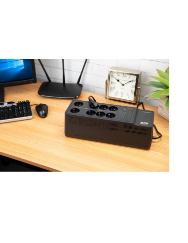 APC Back-UPS 650VA 230V 1 USB charging port - (Offline-) USV Standby (Offline) 0,65 kVA 400 W 8 presa(e) AC